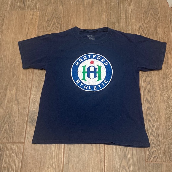 🧡 boy’s t-shirt - Picture 1 of 4